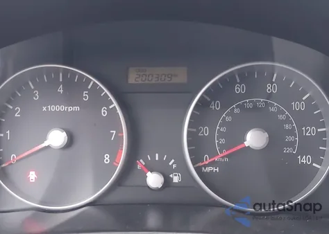 2008 Hyundai Accent Gs from USA, damaged, VIN KMHCM36CX8U093825